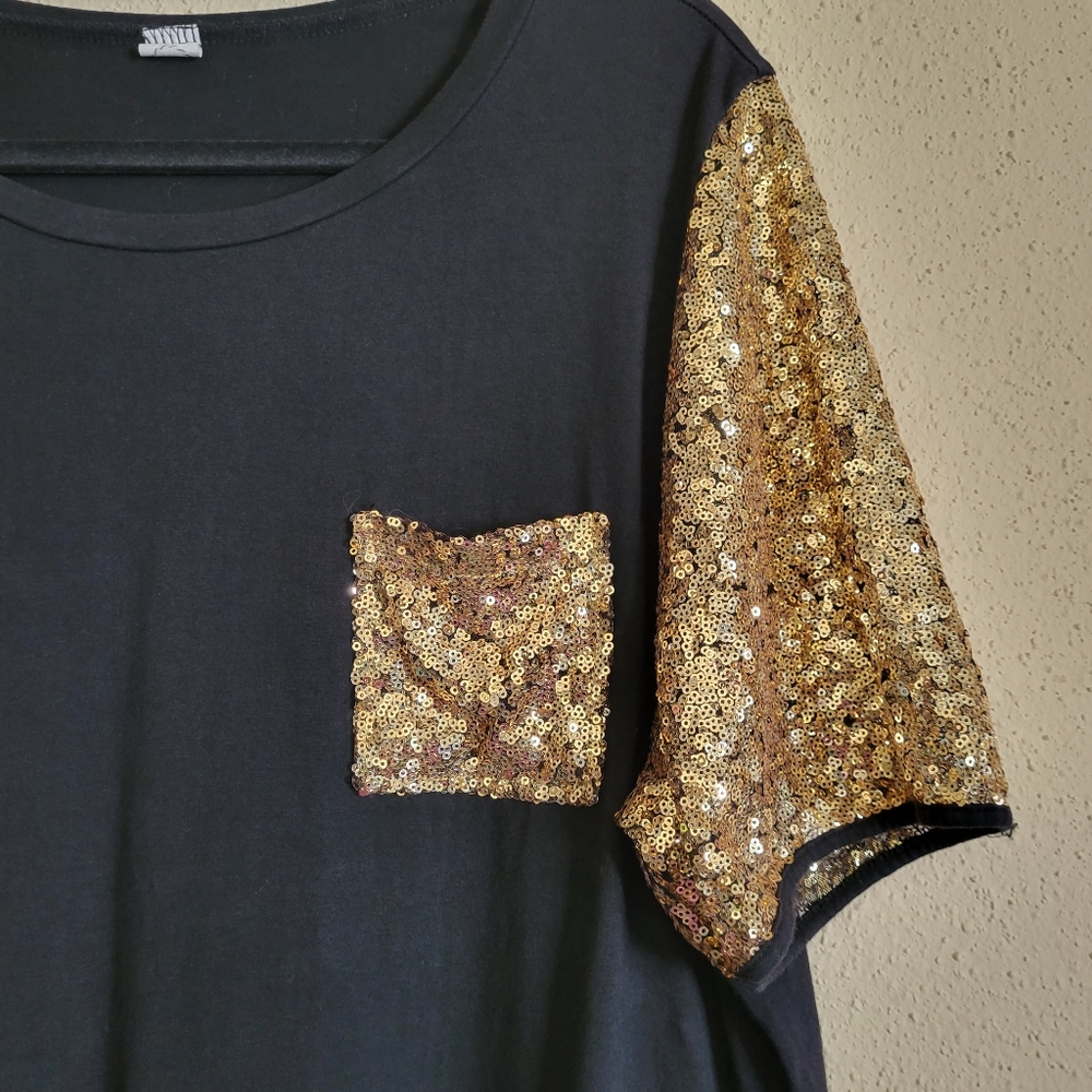 Sunshine & Rodeo black t-shirt with gold sequins sleeves and pocket size 3X - Picture 2 of 8